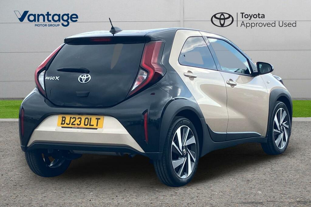 Toyota Aygo X 1.0 Vvt-i Edge X-shift Euro 6 Ss Beige #2