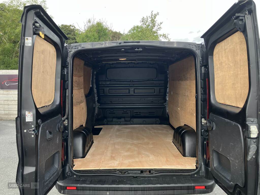 Renault Trafic White #18