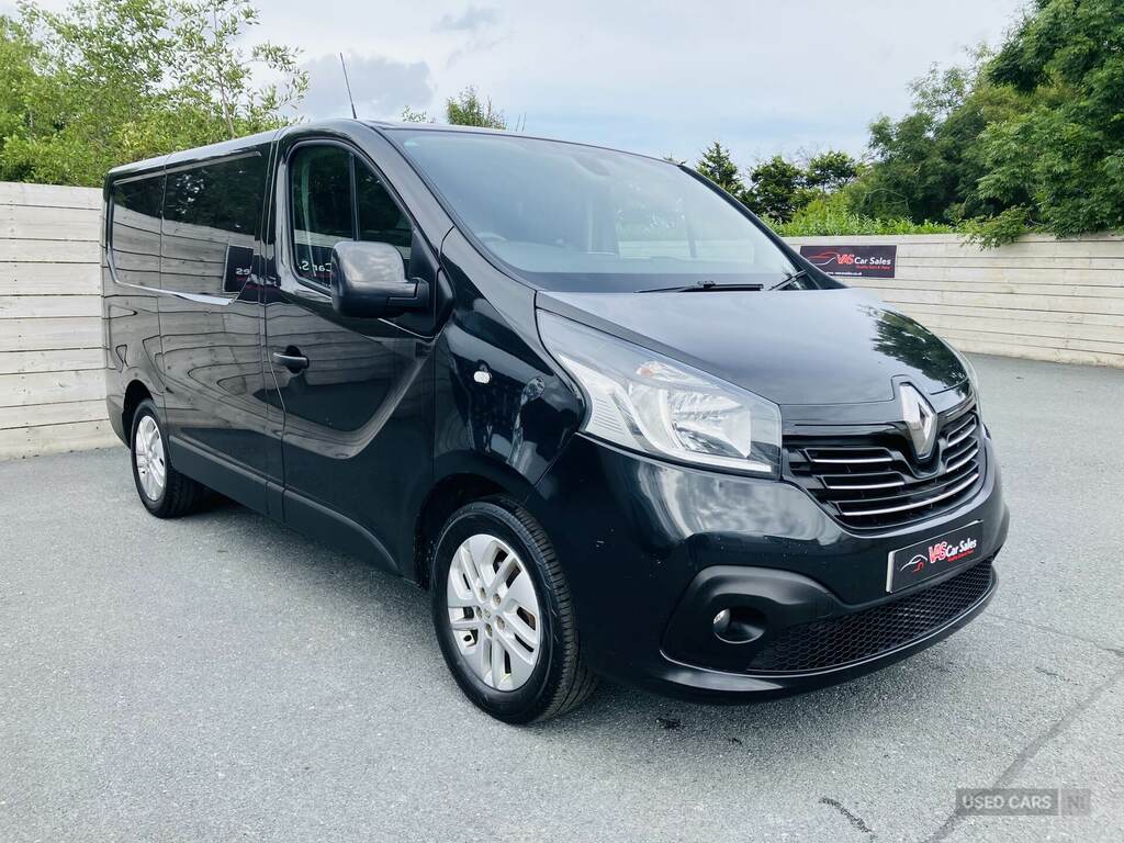 Renault Trafic Sl27 Dci 120 Sport Nav Van Black