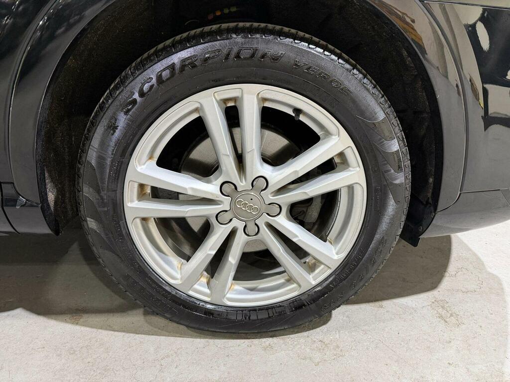 Audi Q3 Silver #10