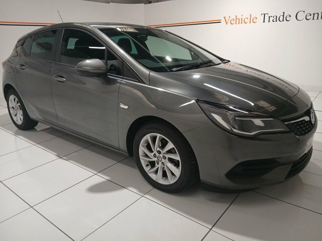 Vauxhall Astra 1.5 Turbo D Business Edition Nav Hatchback Die Grey