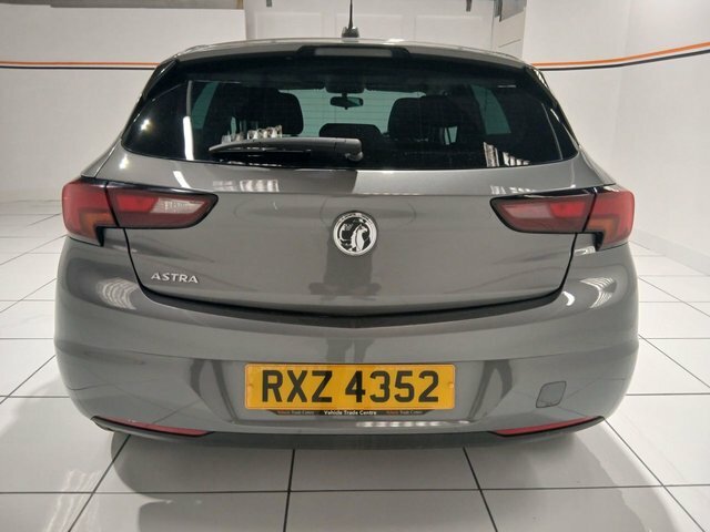 Vauxhall Astra 1.5 Turbo D Business Edition Nav Hatchback Die Grey #5