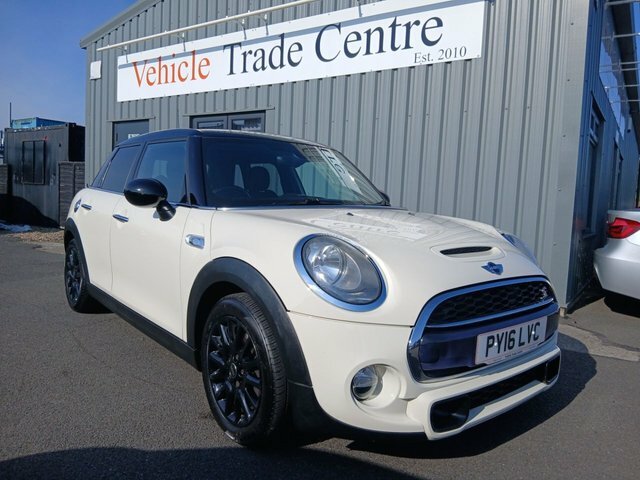 Mini Hatch 2.0 Cooper S Hatchback Euro 6 S White