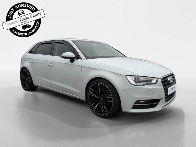 Audi A3 2.0 Tdi Sport Sportback S Tronic Euro 5 White
