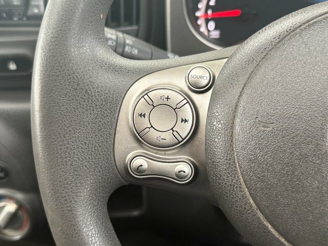 Nissan Cube Cube Kaizen White #20