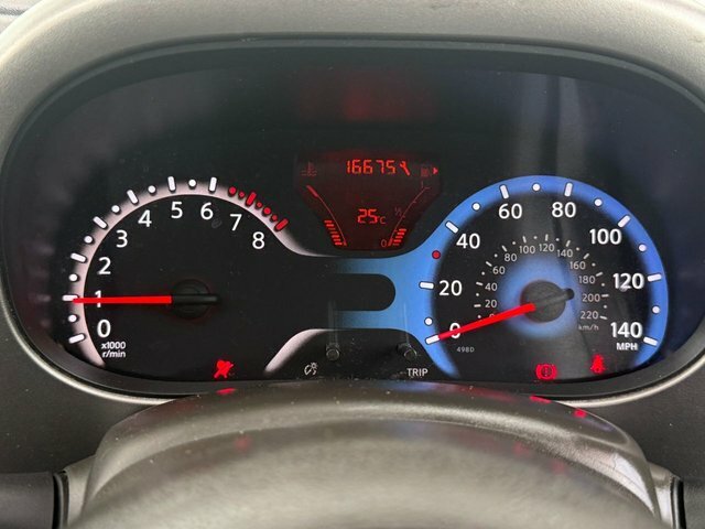 Nissan Cube Cube Kaizen White #18