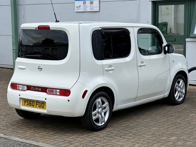 Nissan Cube Cube Kaizen White #25