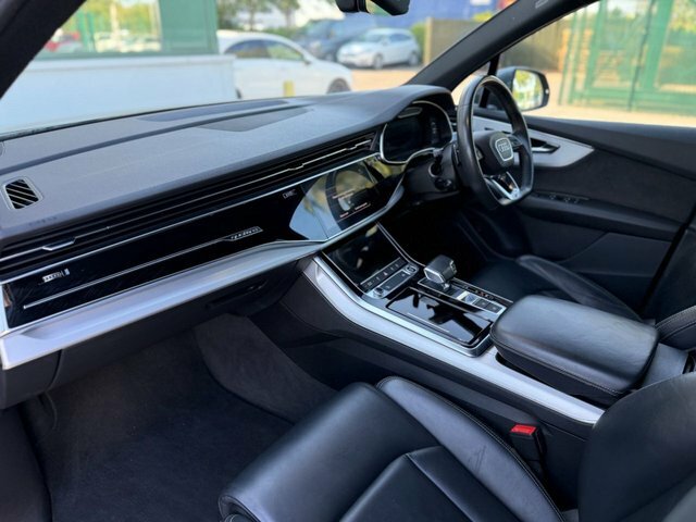 Audi Q7 S Line Black #14