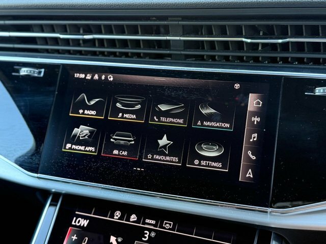 Audi Q7 S Line Black #7