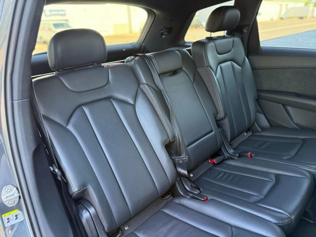 Audi Q7 S Line Black #17