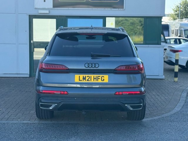 Audi Q7 S Line Black #22