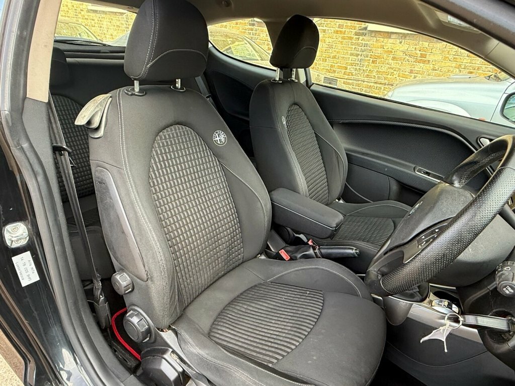 Alfa Romeo MiTo Hatchback Black #3