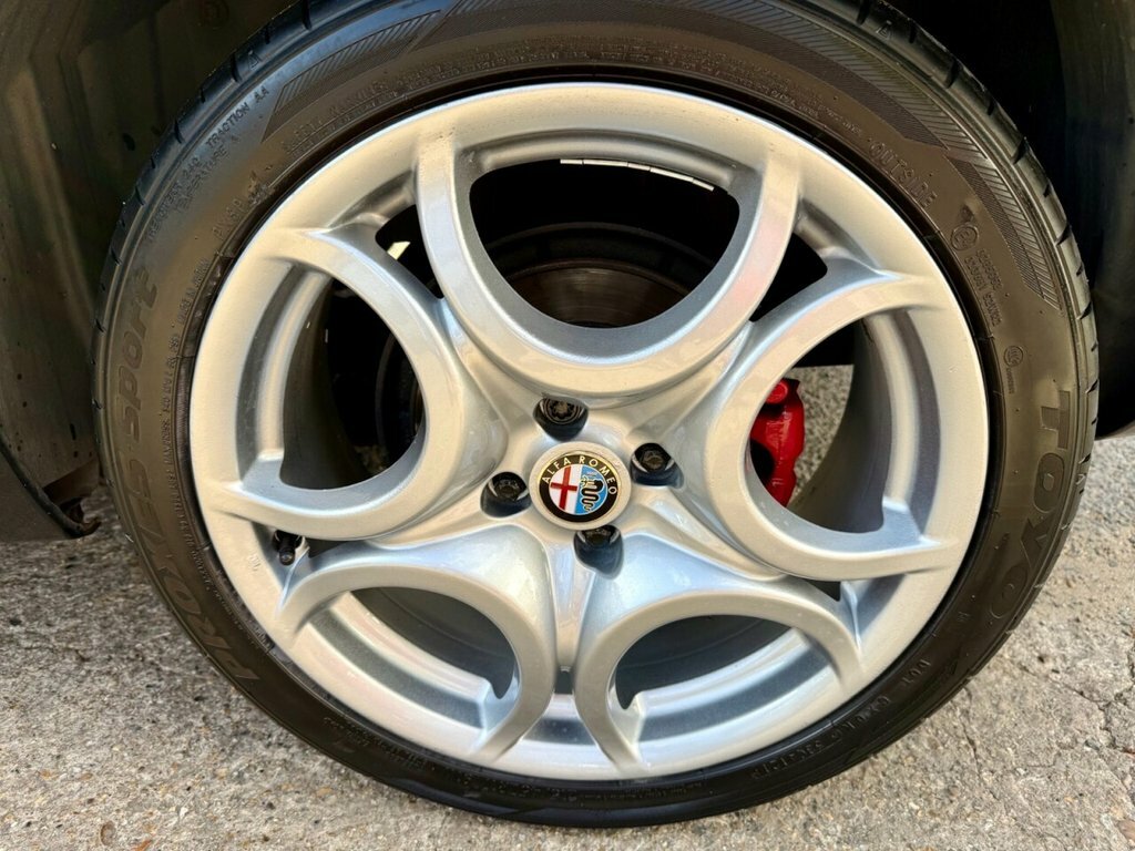 Alfa Romeo MiTo Hatchback  #26