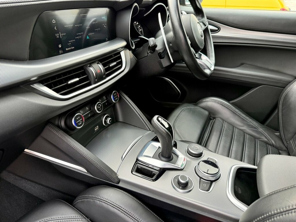 Alfa Romeo Stelvio Suv Red #22
