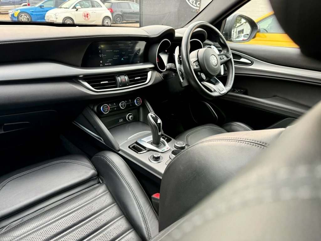 Alfa Romeo Stelvio Suv Red #15
