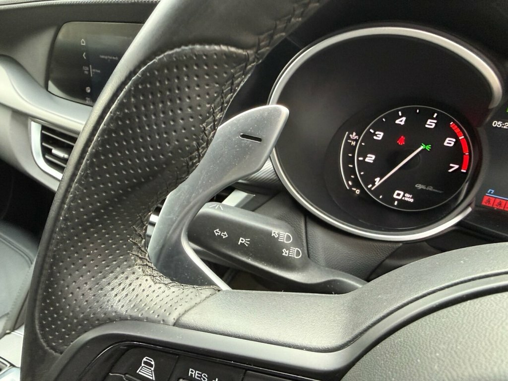 Alfa Romeo Stelvio Suv Red #9