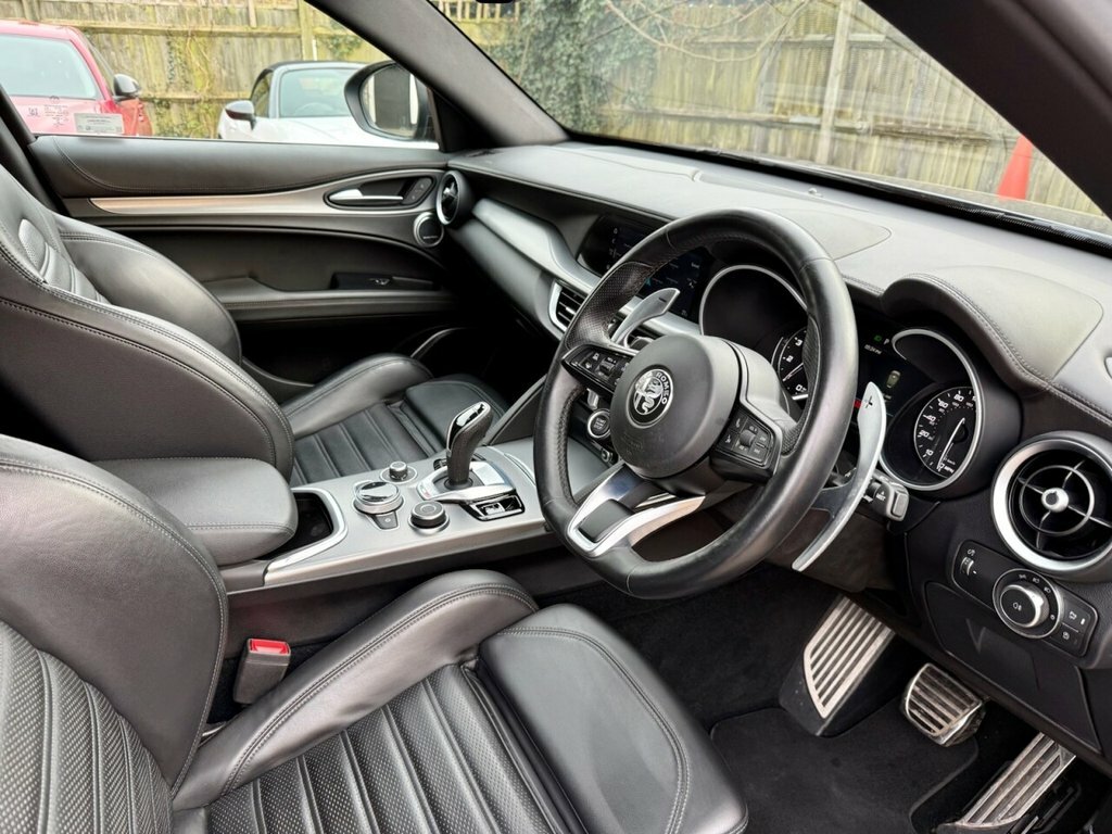 Alfa Romeo Stelvio Suv Red #17