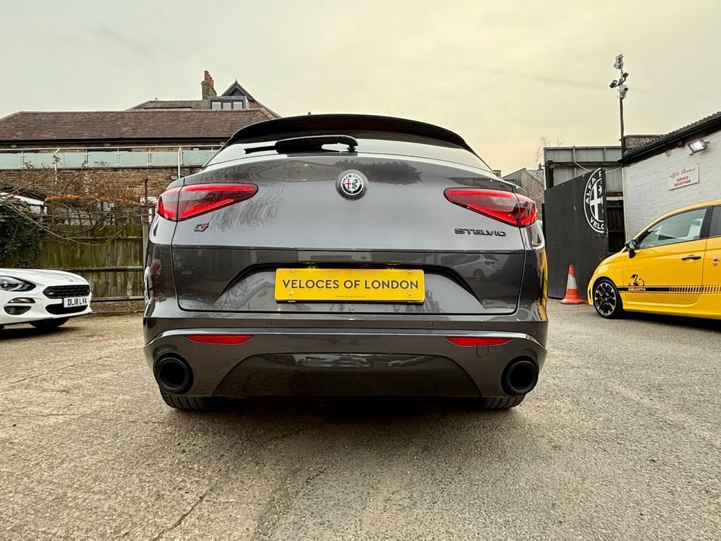 Alfa Romeo Stelvio Suv Red #29