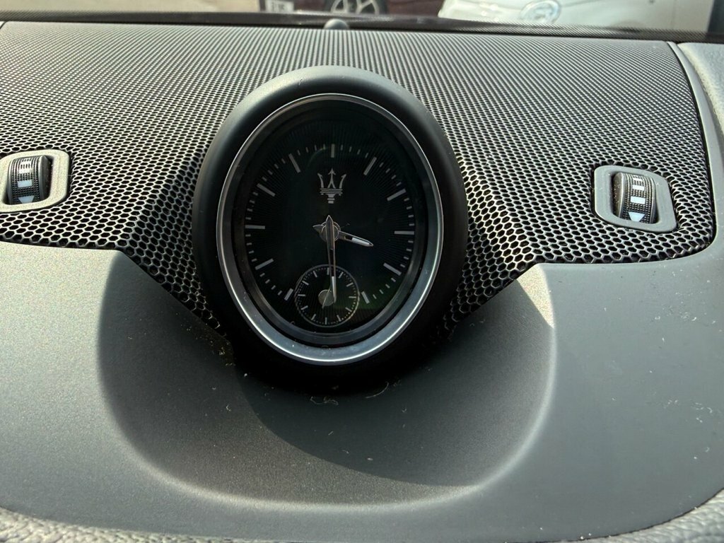 Maserati Levante 3L Null Black #26