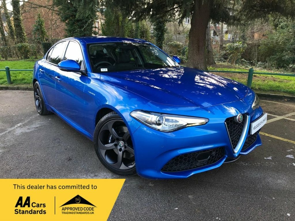 Alfa Romeo Giulia 2L Tb Veloce Blue