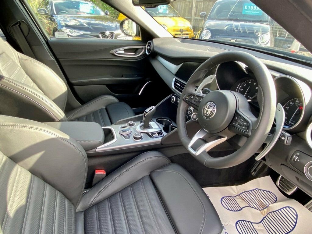 Alfa Romeo Giulia 2L Veloce Blue #2