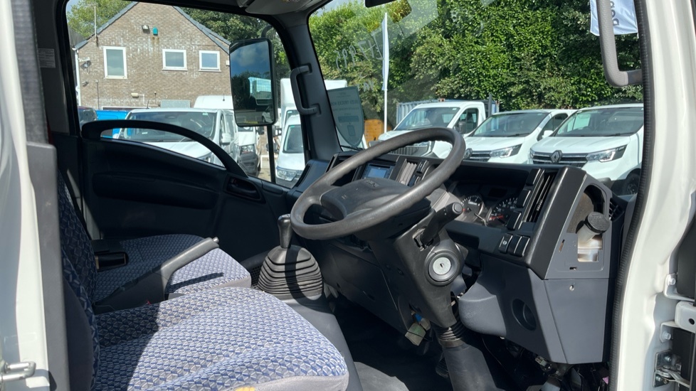 Isuzu  Diesel LP23ZYX White #5