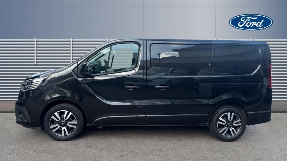 Renault Trafic Sport Black #4