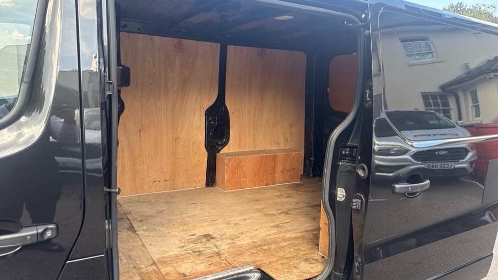 Renault Trafic Sport Black #5