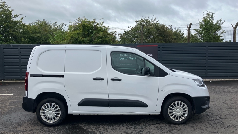 Toyota Proace City 1.5D 100 Icon Van White #22
