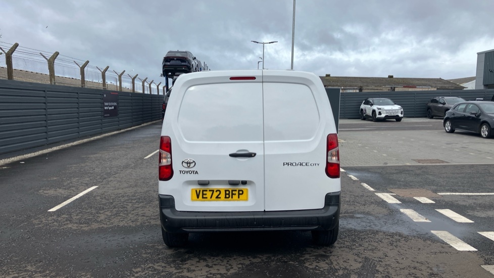 Toyota Proace City 1.5D 100 Icon Van White #25