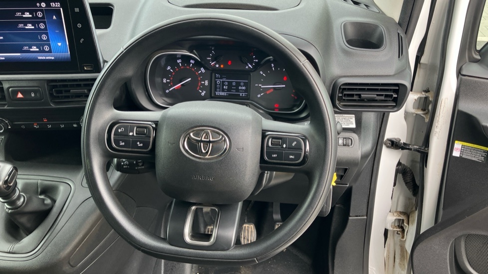 Toyota Proace City 1.5D 100 Icon Van White #10
