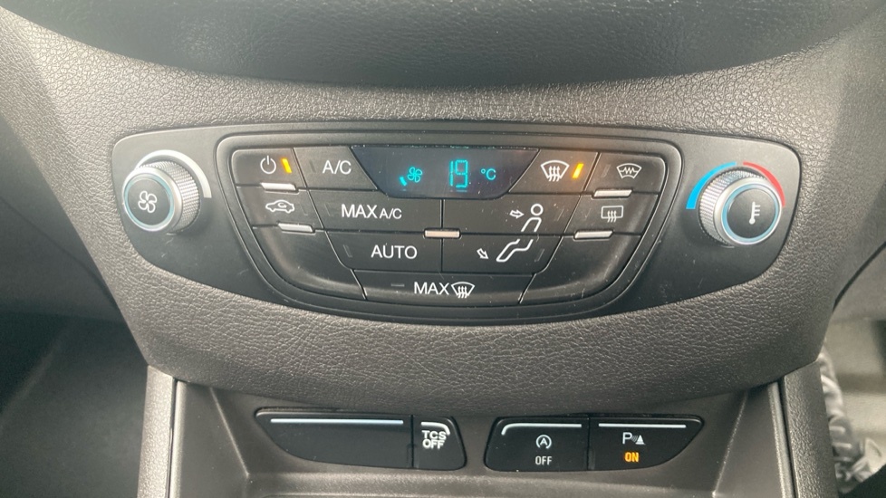 Ford Transit Courier Courier 1.0 Ecoboost Leader Van 6 Speed Silver #25