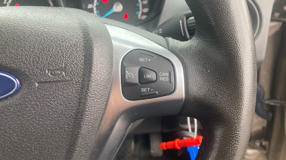 Ford Transit Courier Courier 1.0 Ecoboost Leader Van 6 Speed Silver #30