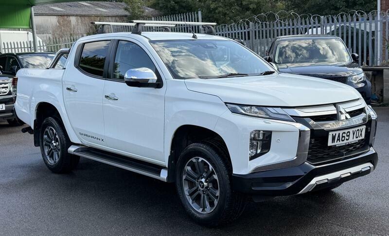 Mitsubishi L200 2.2 Di-d Dc Barbarian X 4Wd Euro 6 Ss WA69YOX White #6
