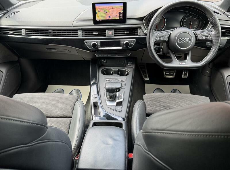 Audi A4 Avant Technik Black #31