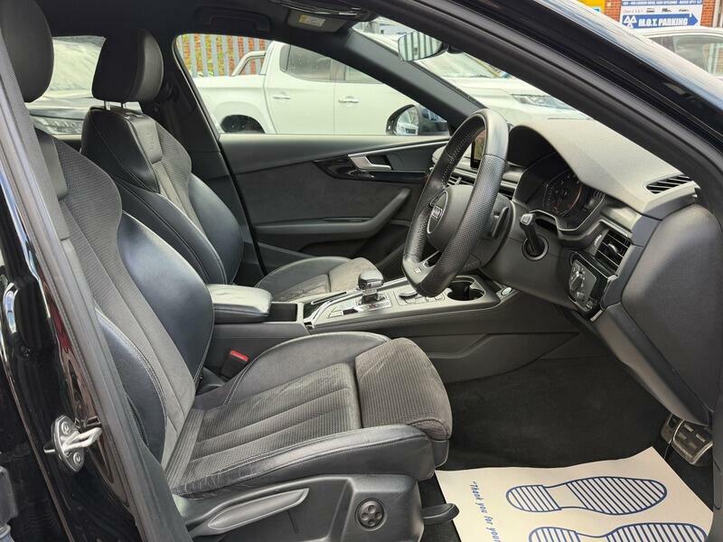Audi A4 Avant Technik Black #25