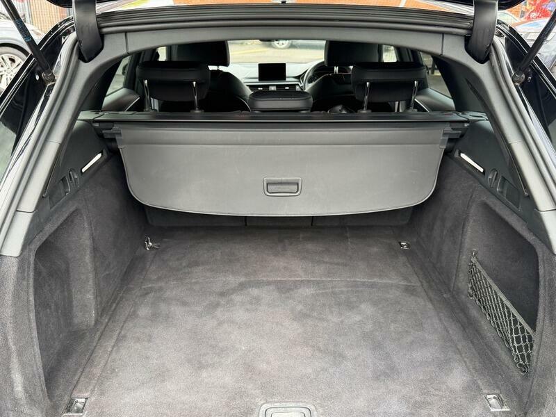 Audi A4 Avant Technik Black #58