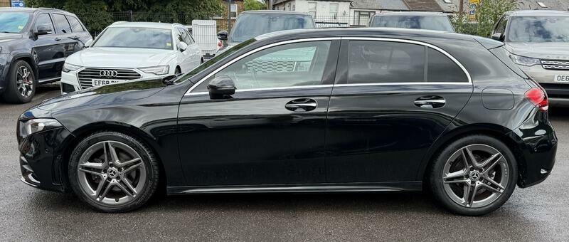 Mercedes-Benz A Class 1.3 A180 Amg Line Premium 7G-dct Euro 6 Ss Black #2