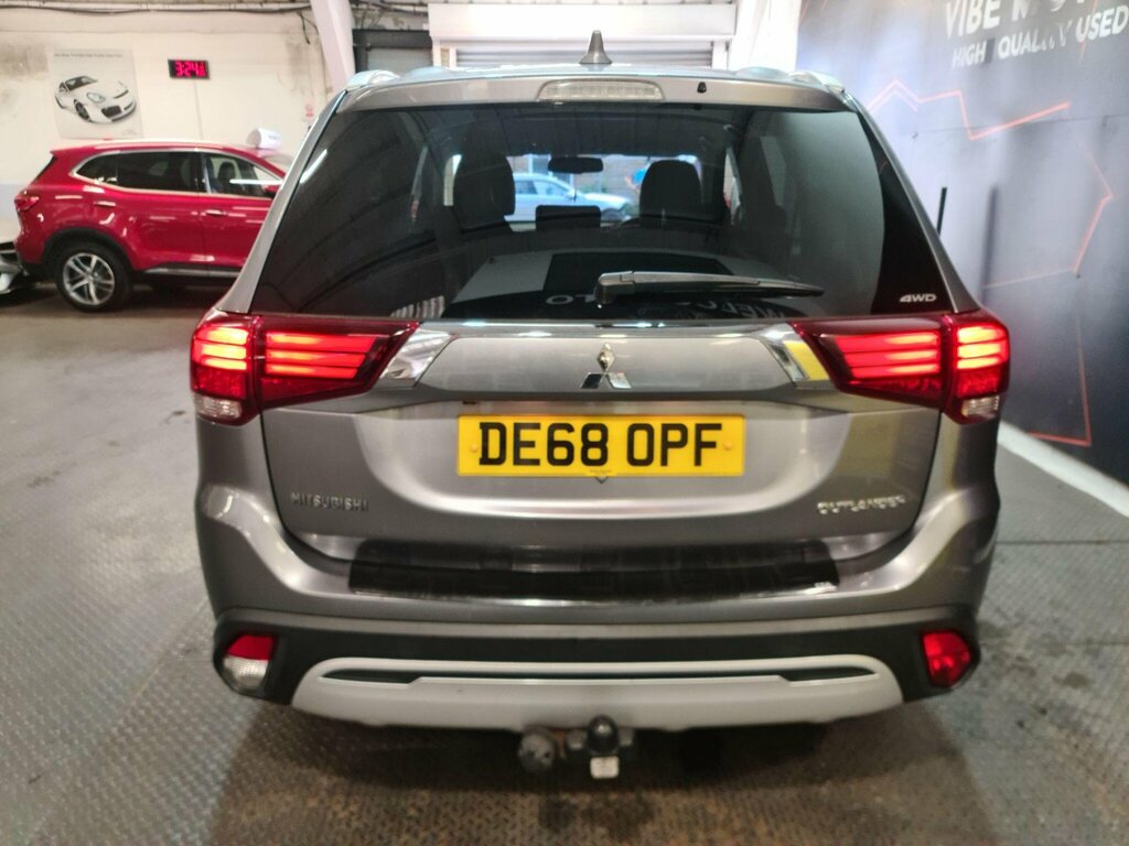 Mitsubishi Outlander 2.0 Mivec 4 Cvt 4Wd Euro 6 Ss Grey #6