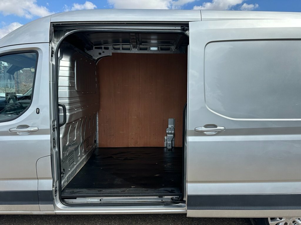 Maxus Deliver 9 2L Lux Silver #6