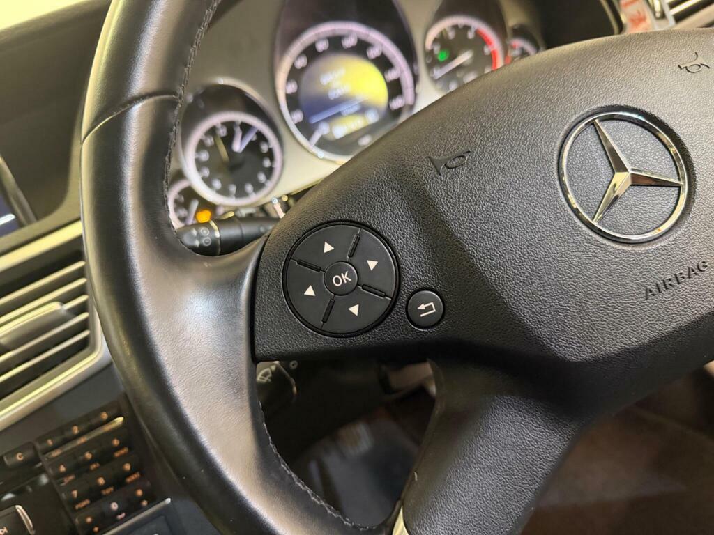 Mercedes-Benz E Class Blue #27