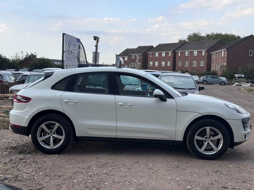 Porsche Macan 2.0T Suv Pdk 4Wd S S 252 Ps White #5