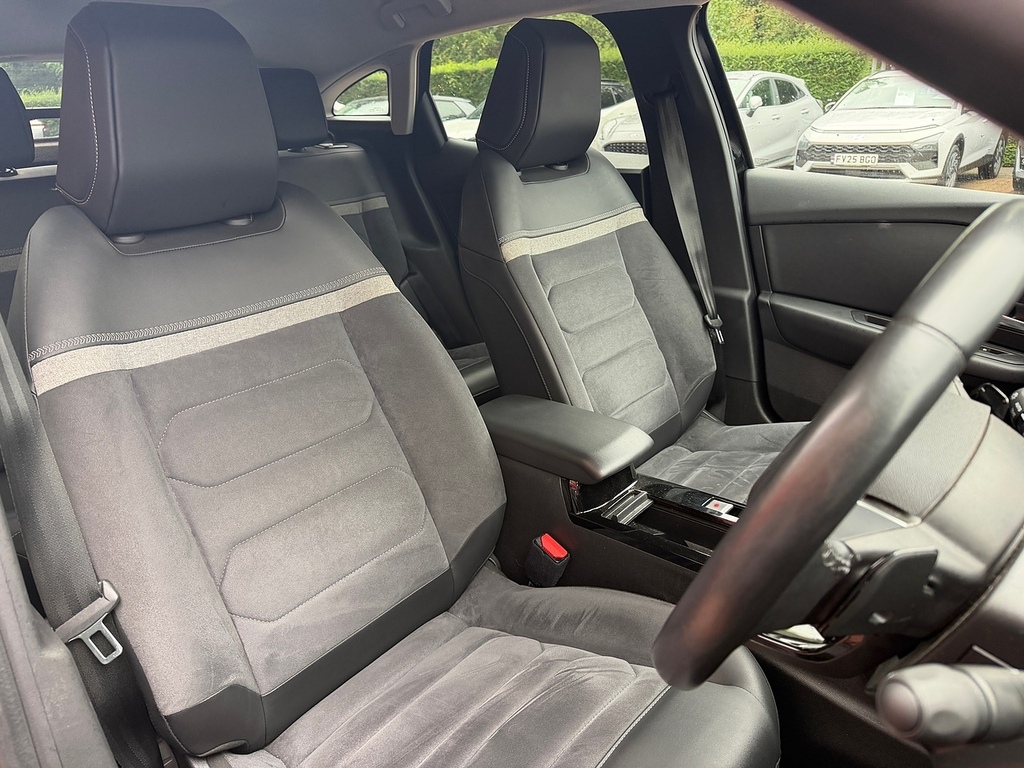 Citroen C4 Puretech Shine Plus FD23LBV Black #2