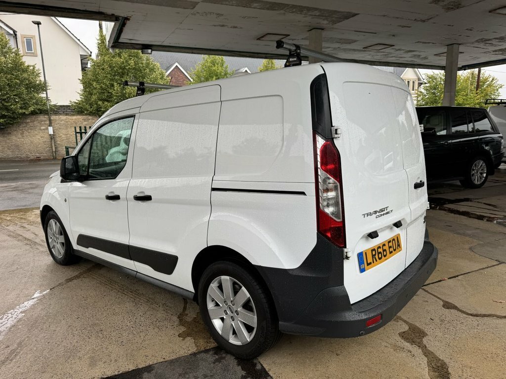 Ford Transit Connect Mpv White #5