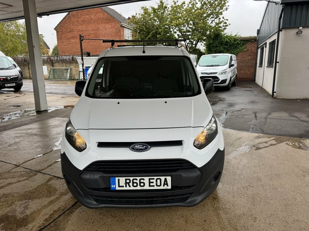 Ford Transit Connect Mpv White #2