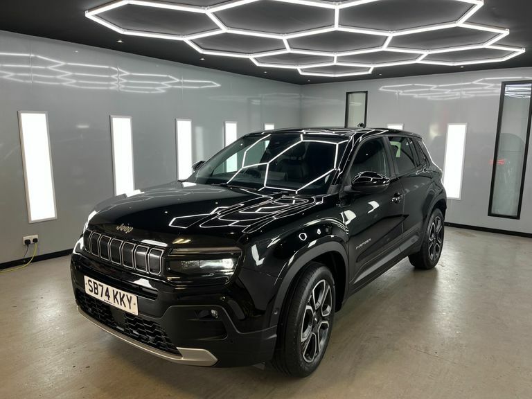 Jeep Avenger Summit Black #5