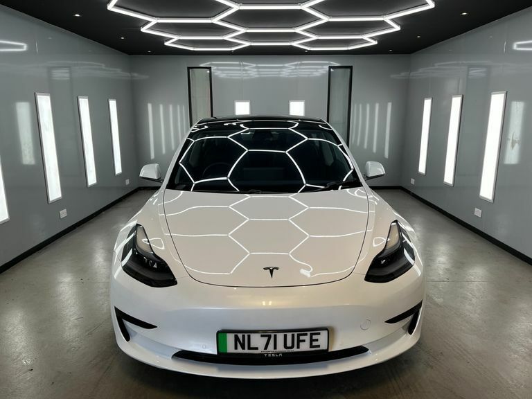 Tesla Model 3 Standard Range Plus NL71UFE White #3