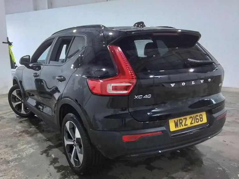 Volvo XC40 B4 Plus WRZ2168 Black #2