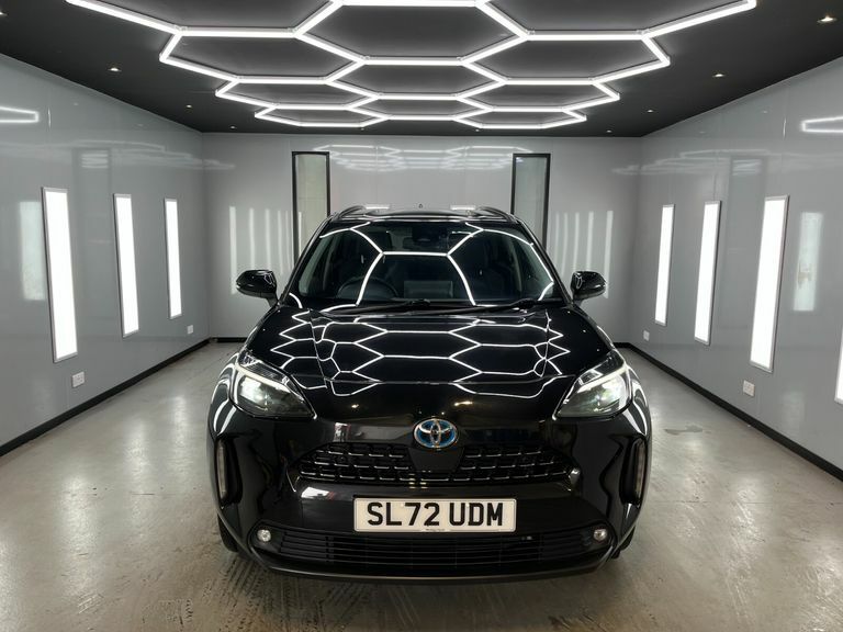 Toyota Yaris Cross Excel SL72UDM Black #3