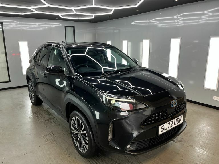 Toyota Yaris Cross Excel Black